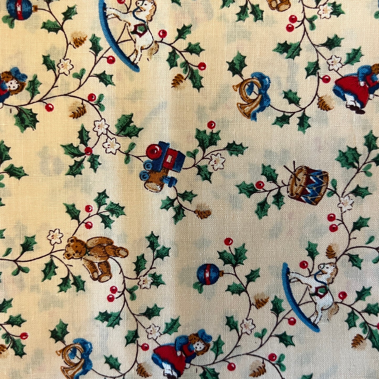 Cream Christmas Gifts Cotton: 2 yds