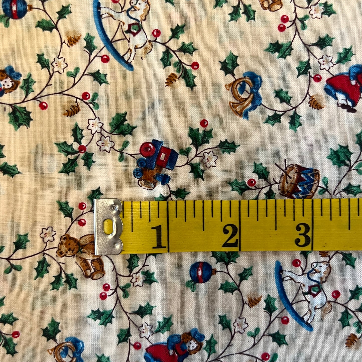 Cream Christmas Gifts Cotton: 2 yds