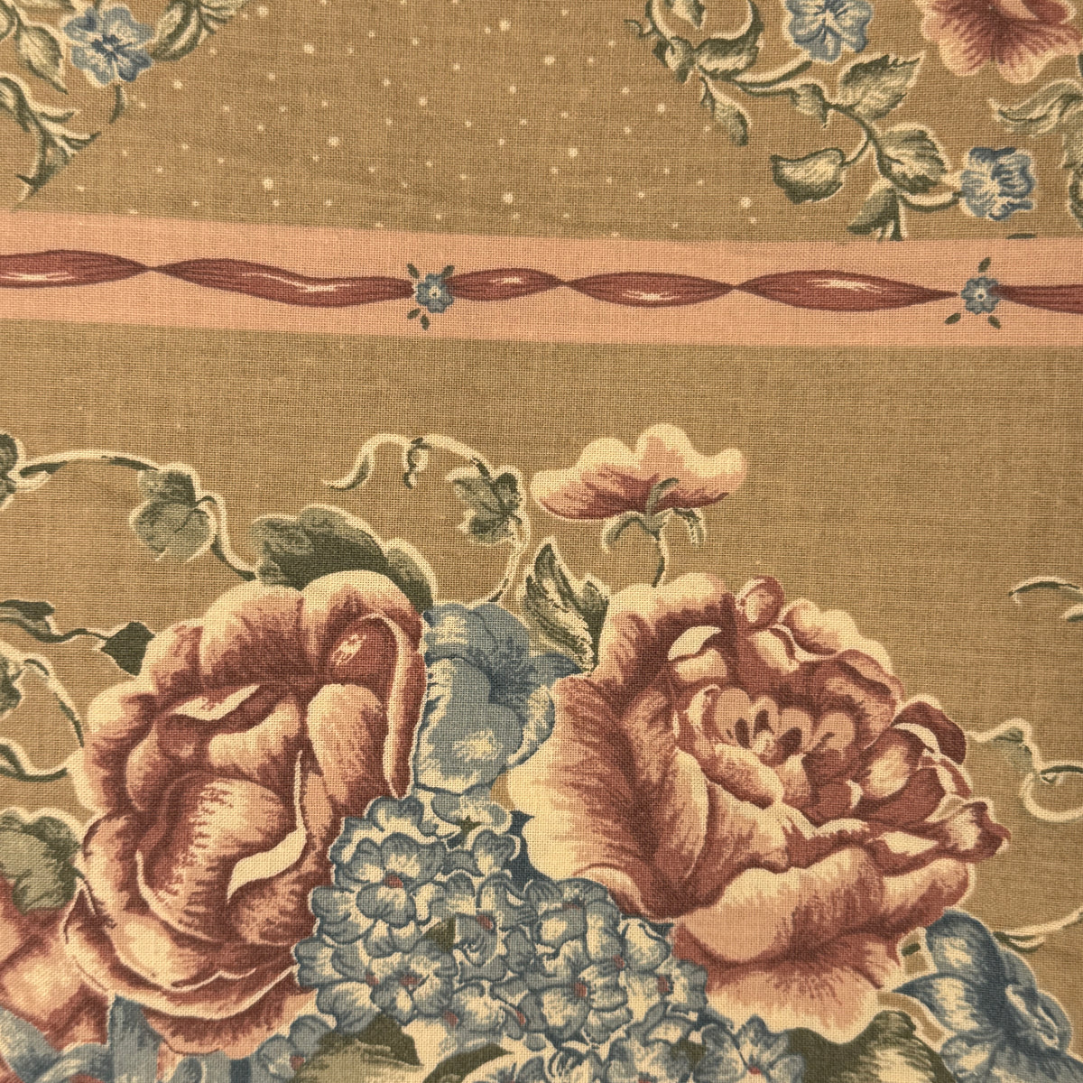 Red & Pink Floral Quilt Panel Cotton: 2 yds