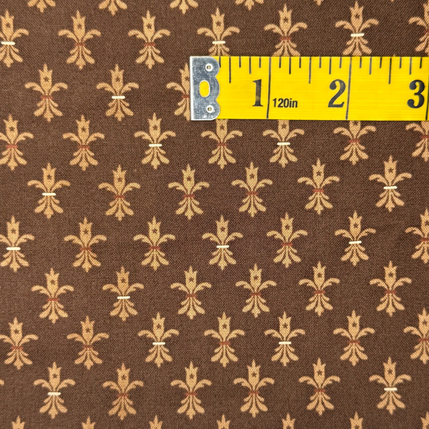 Brown & Cream Fleur De Lis Cotton: 5 yds