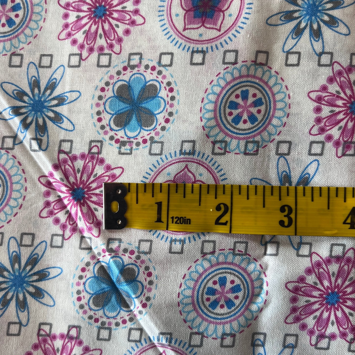 Kaleidoscope Floral Cotton: 1 yd