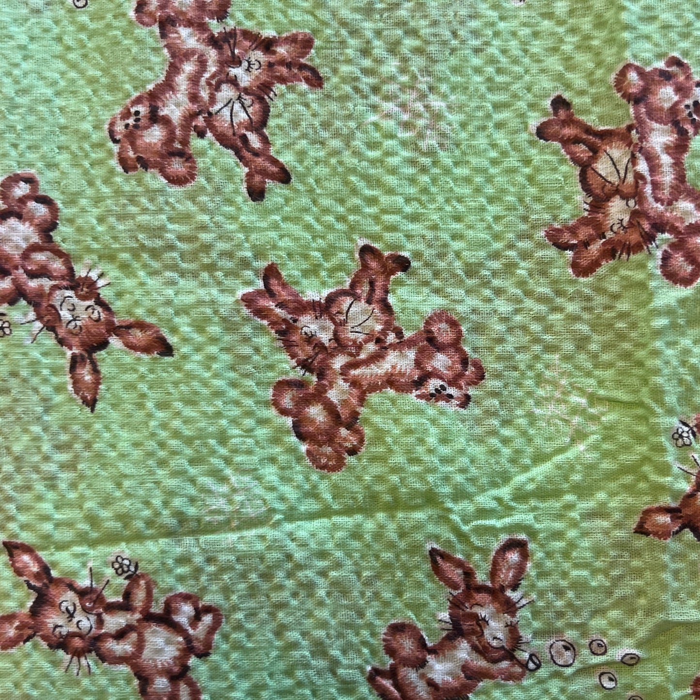 Playful Bunnies Seersucker Cotton: 1.75 yds
