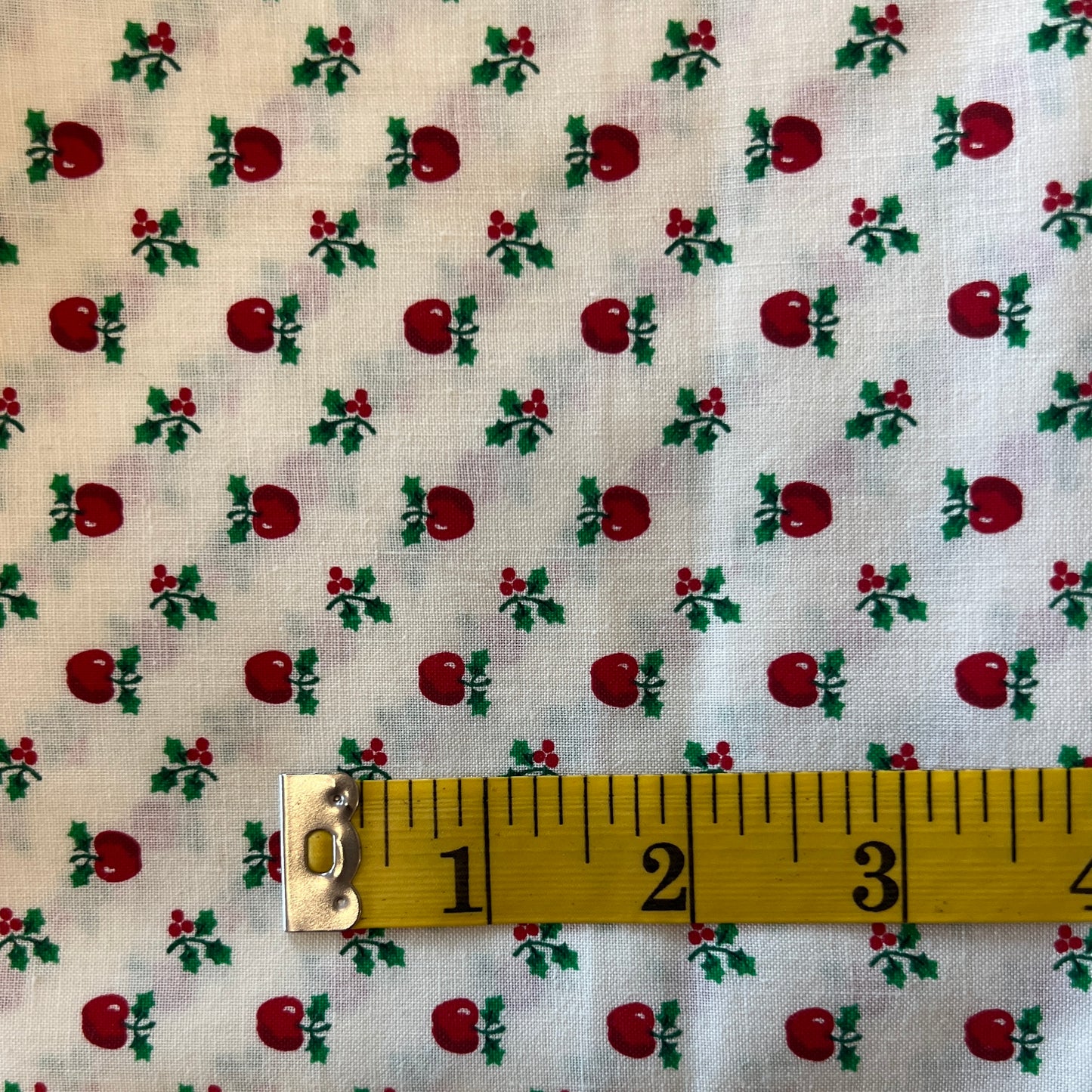 Holly Berries & Apples Cotton: 1 yd