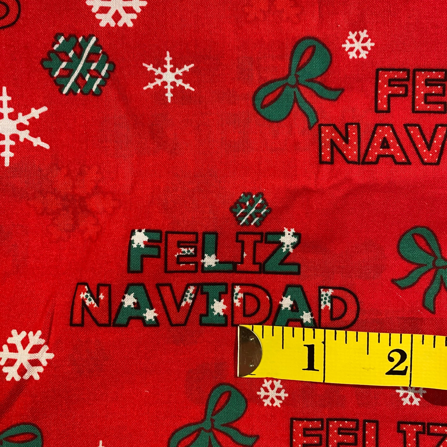 Feliz Navidad Cotton: 1 yd