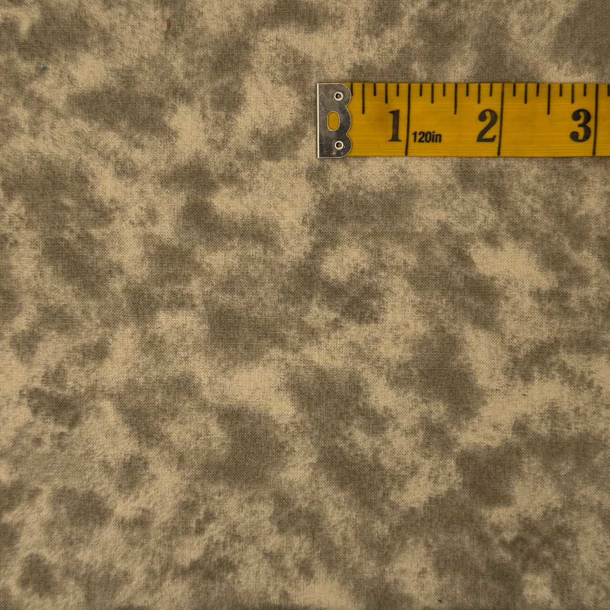 Gray Mottled Print Cotton: 1 yd