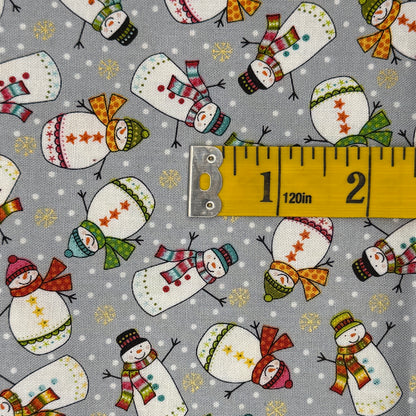 Playful Snowmen Cotton: 1 yd