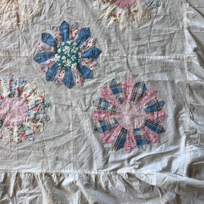 Dresden Plates Quilt Top