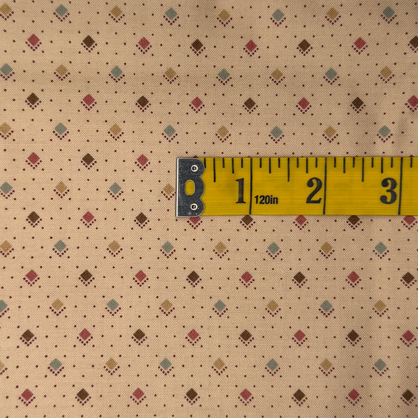 Cream With Diamonds Cotton: 3 yds