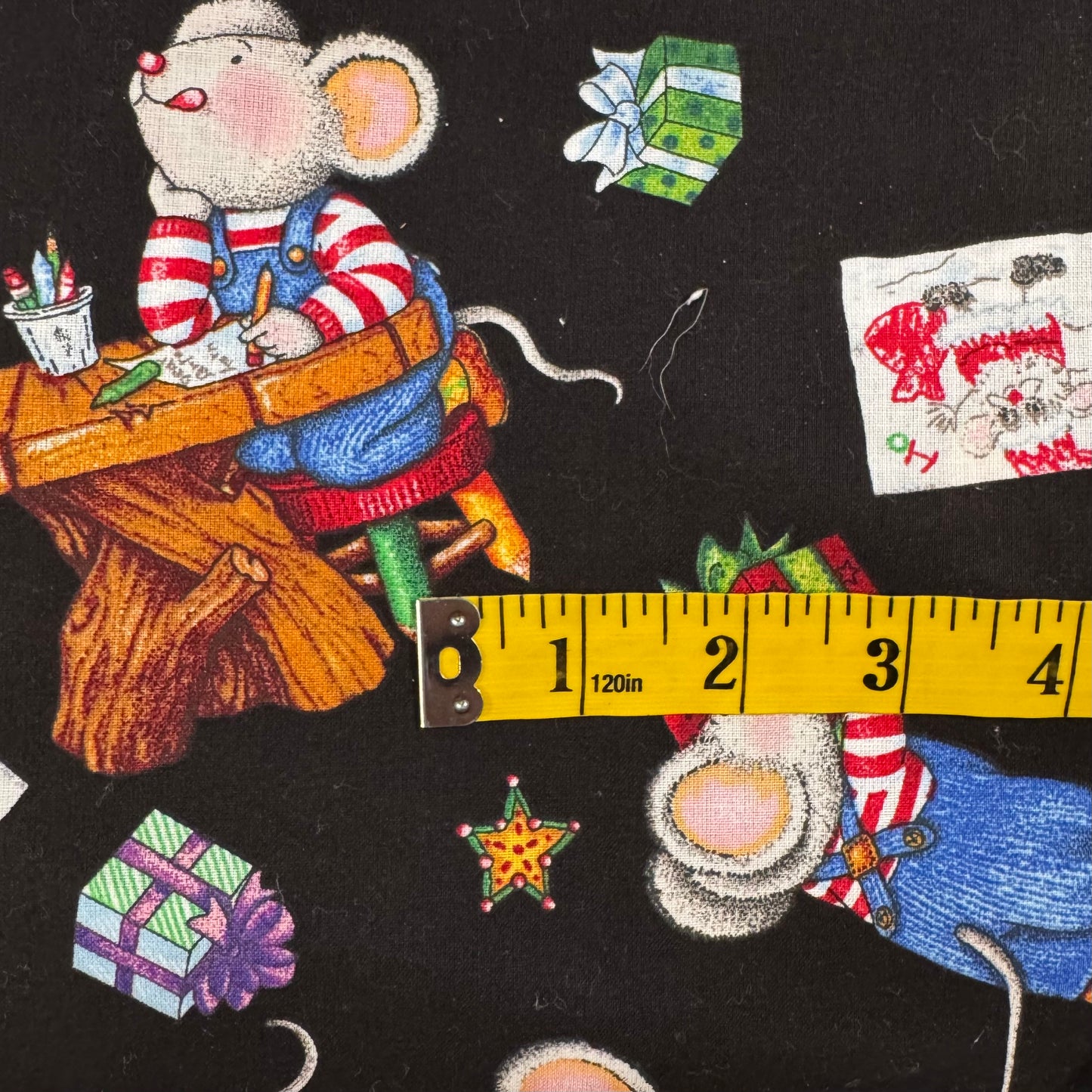 Crafty Mice Cotton Blend: 4.5 yds