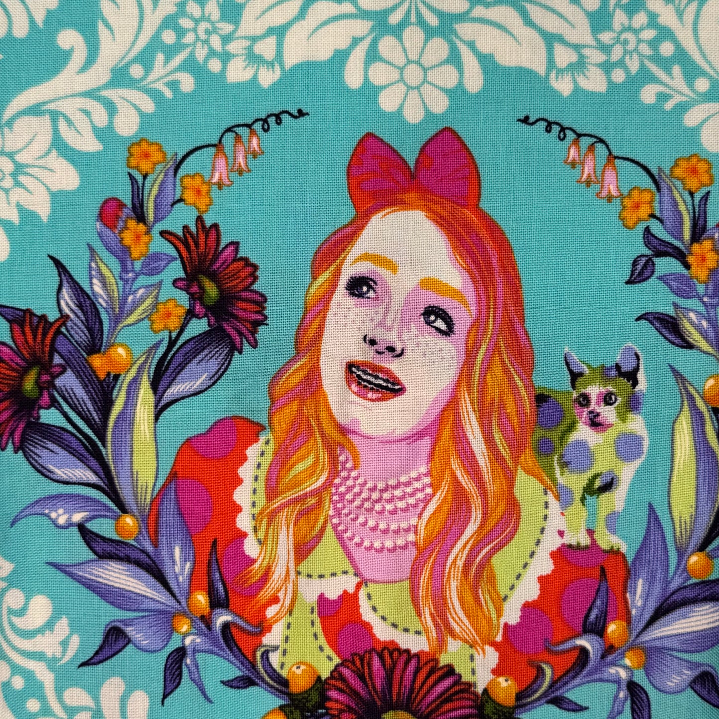 Modern Day Alice Cotton: 1 yd