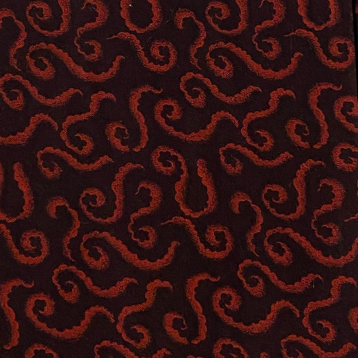 Red Squiggles Cotton: 2 yds