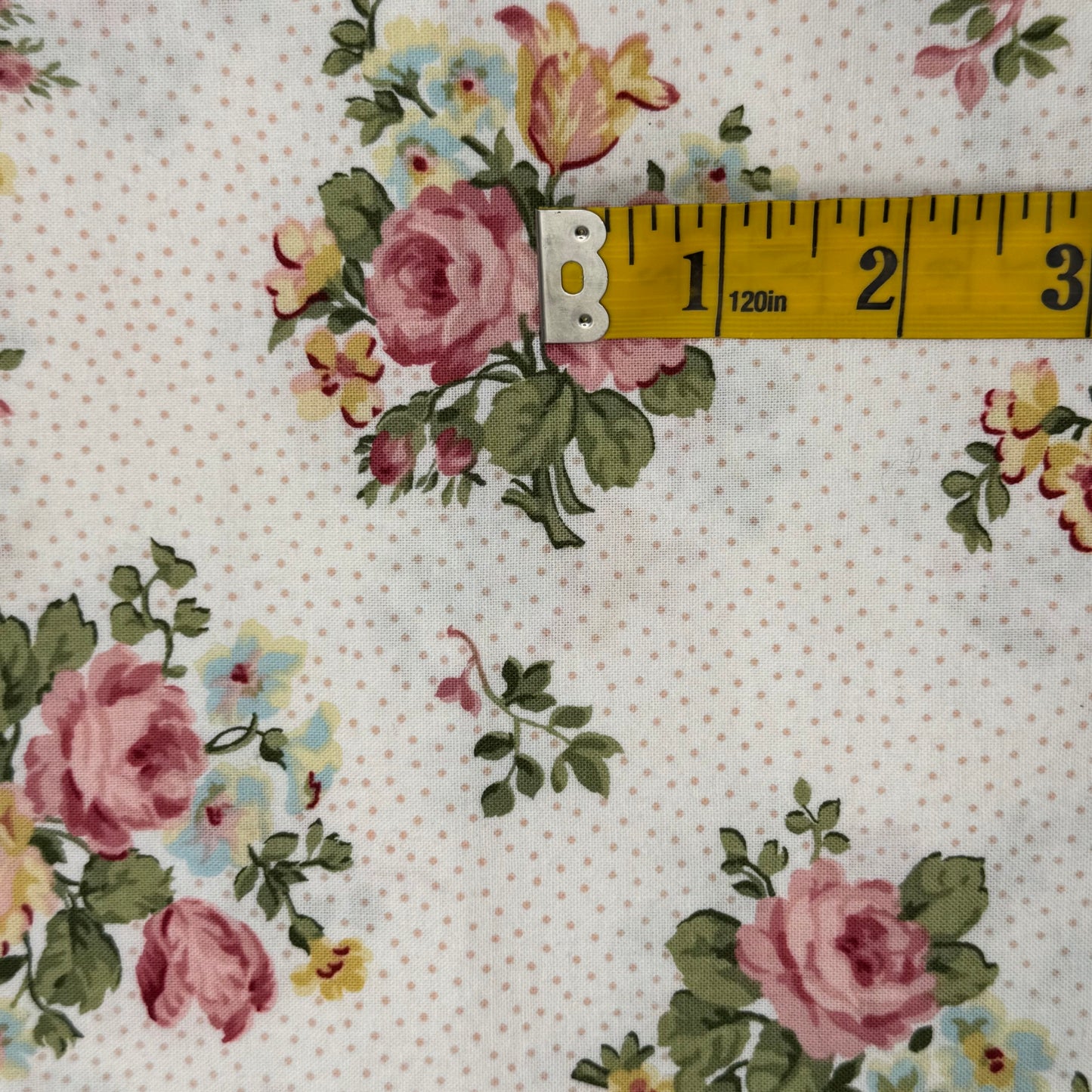 Mini Bouquets Floral Cotton: 1 yd