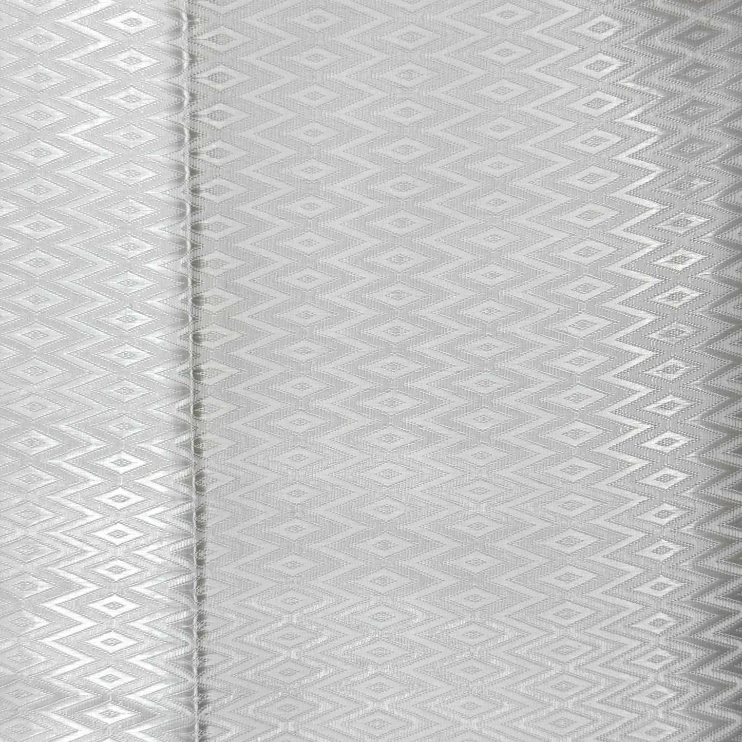 Lightweight White Zigzag/Diamond Weave Shiny Poly: 2 yds