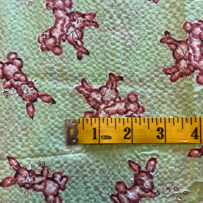 Playful Bunnies Seersucker Cotton: 1.75 yds