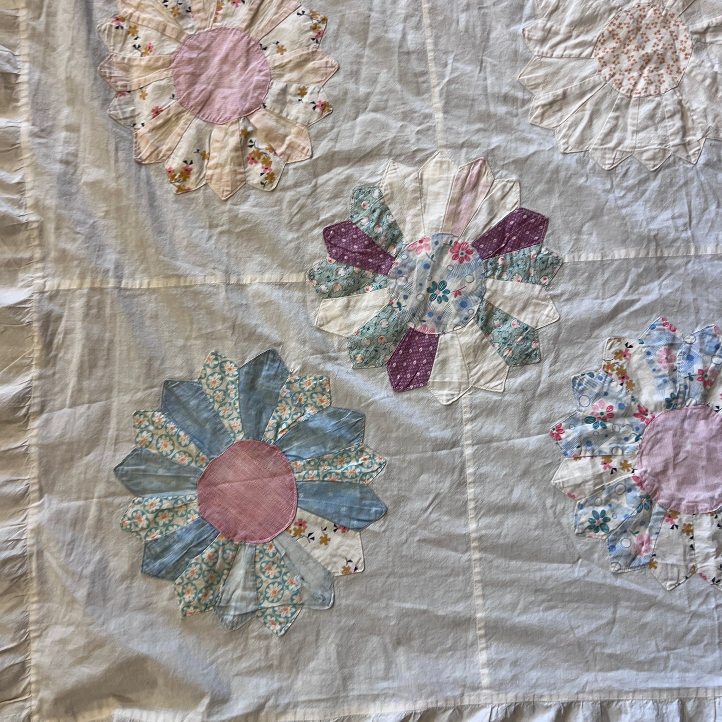 Dresden Plates Quilt Top