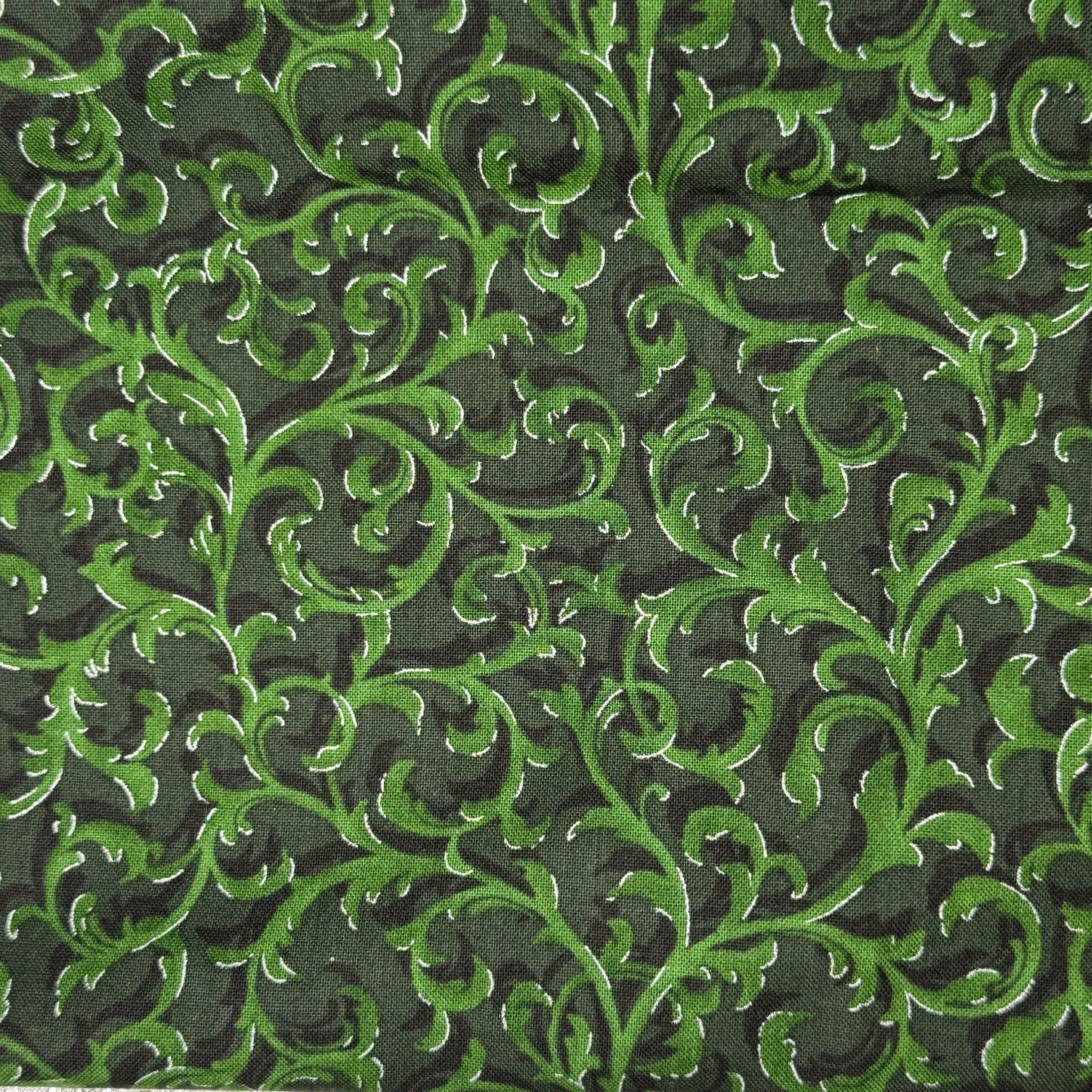 Green Fancy Vines Cotton: 1 yd