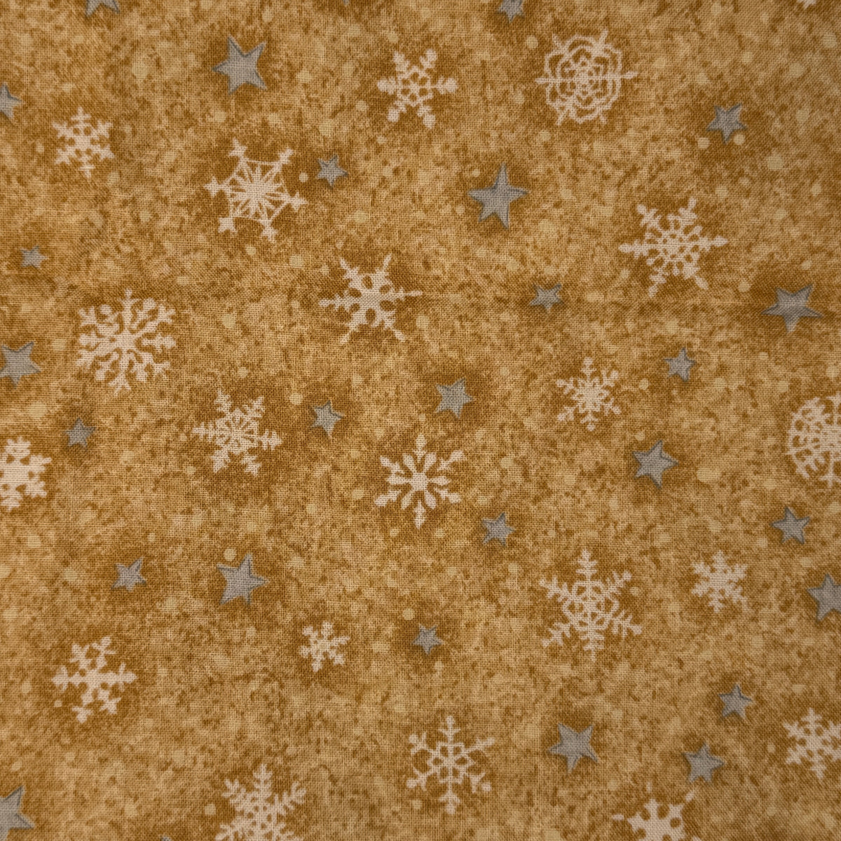 White Snowflakes & Silver Stars Cotton: 1 yd