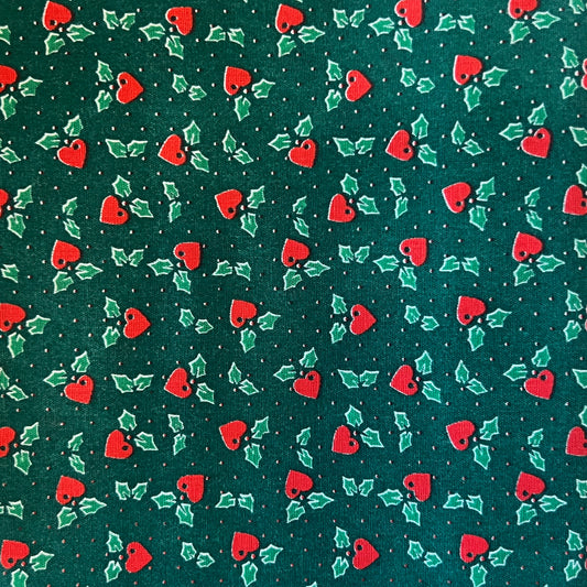 Green Holly Berries & Hearts Cotton: 1 yd