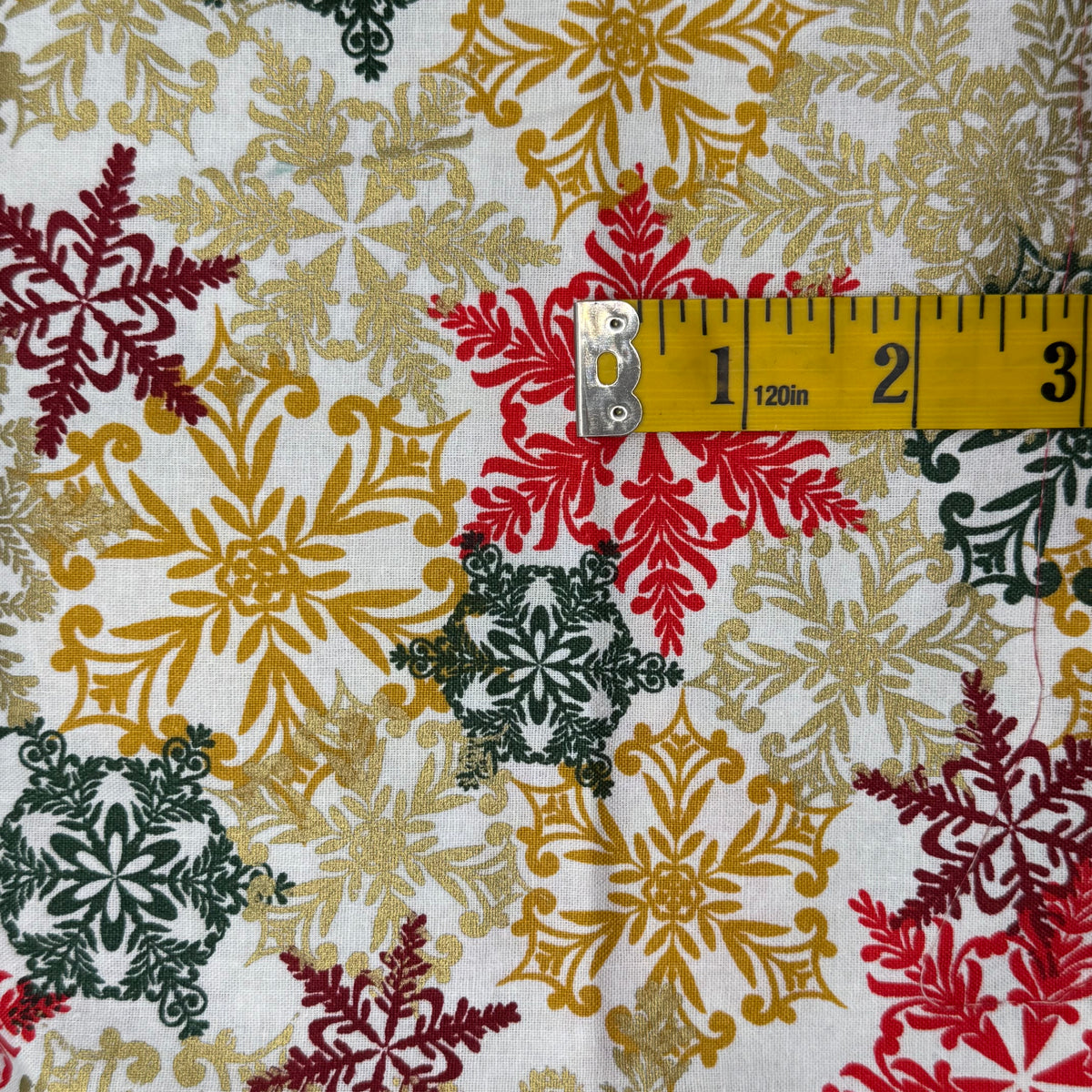 Red, Green & Gold Snowflakes Cotton: 4 yds