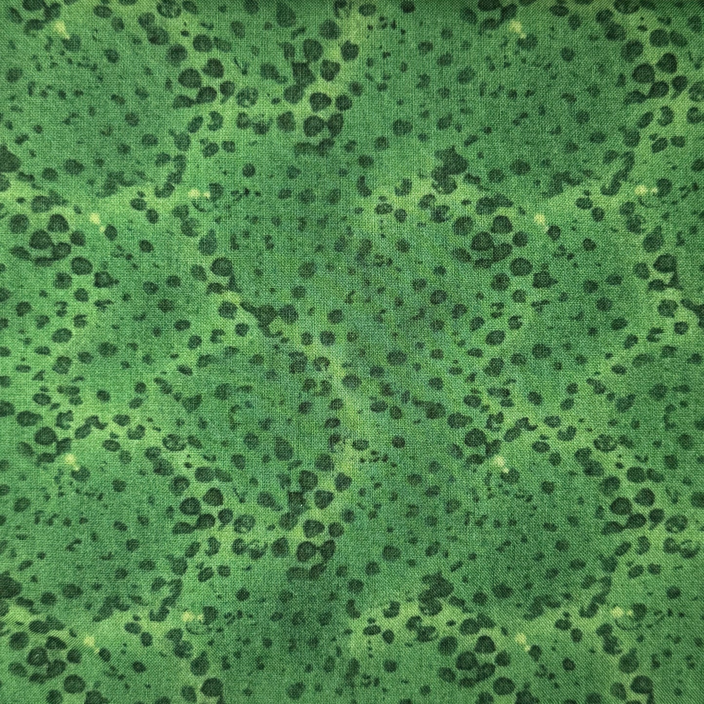 Green Bubbles Cotton: 1.5 yds