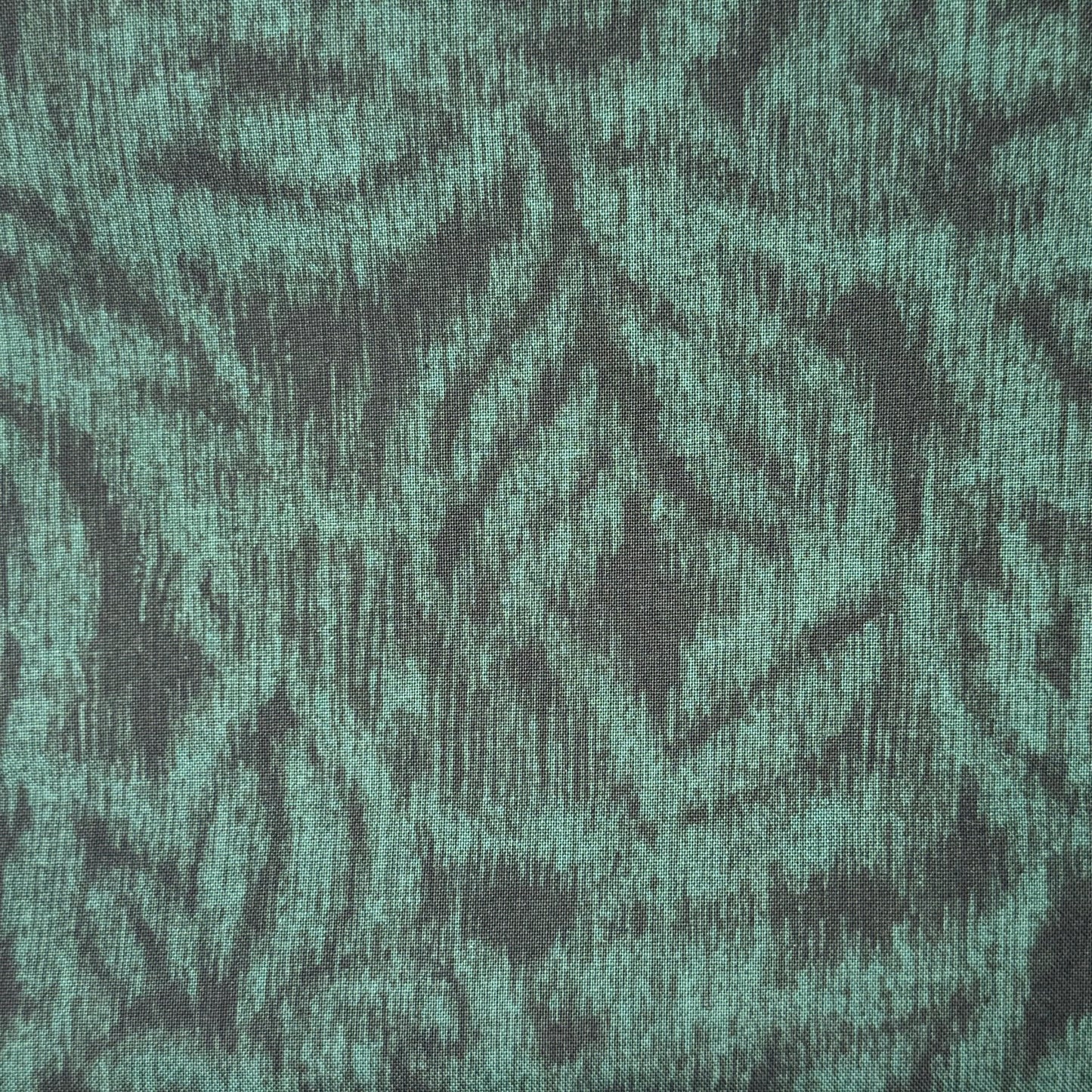 Tonal Green Abstract Leaves Cotton: 2 yds