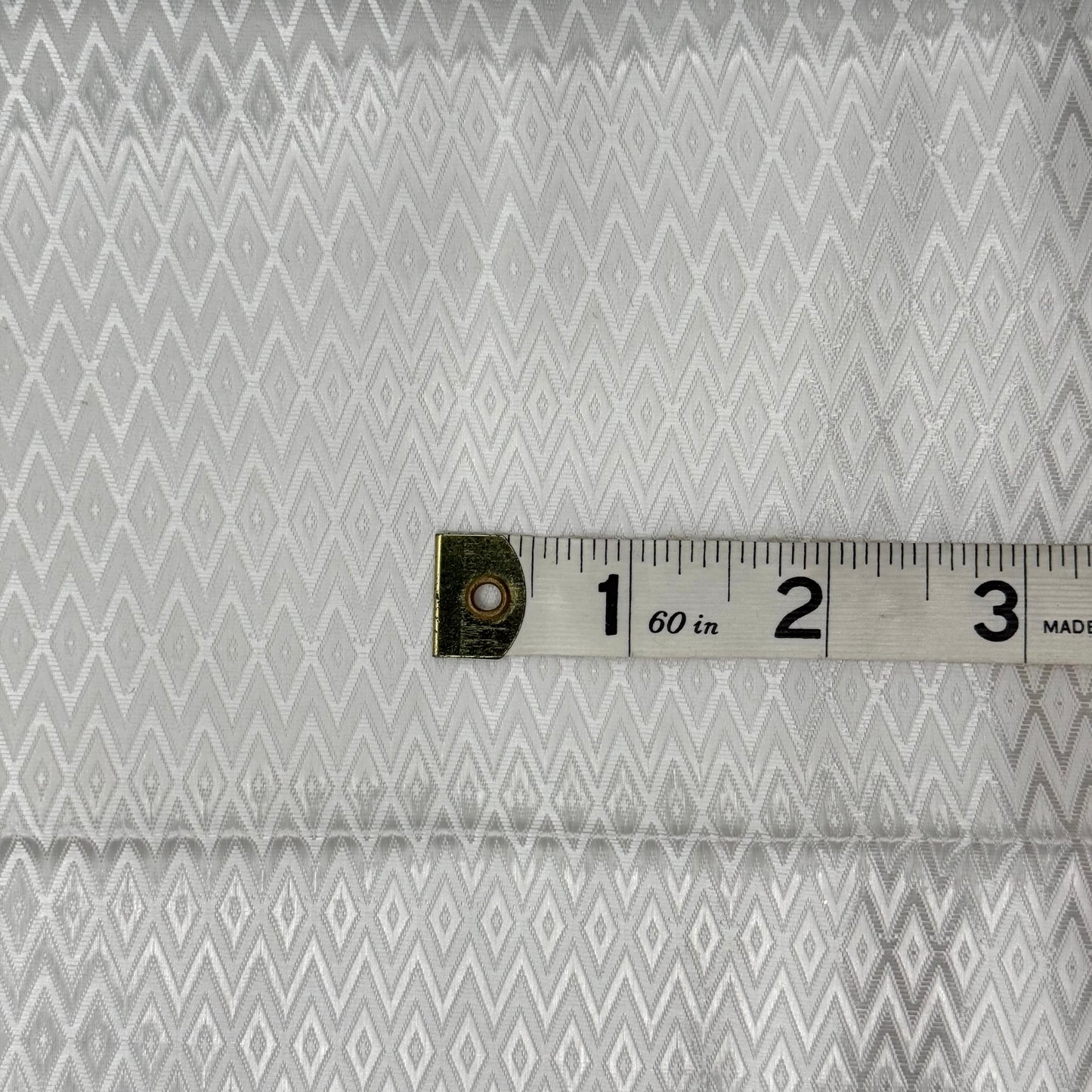 Lightweight White Zigzag/Diamond Weave Shiny Poly: 2 yds