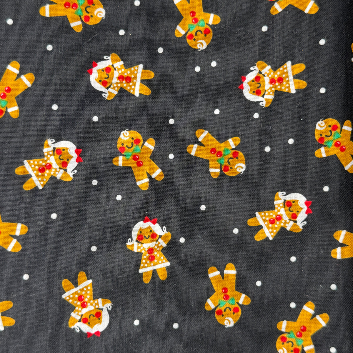 Cute Gingerbread Cookies Cotton: 2 yds
