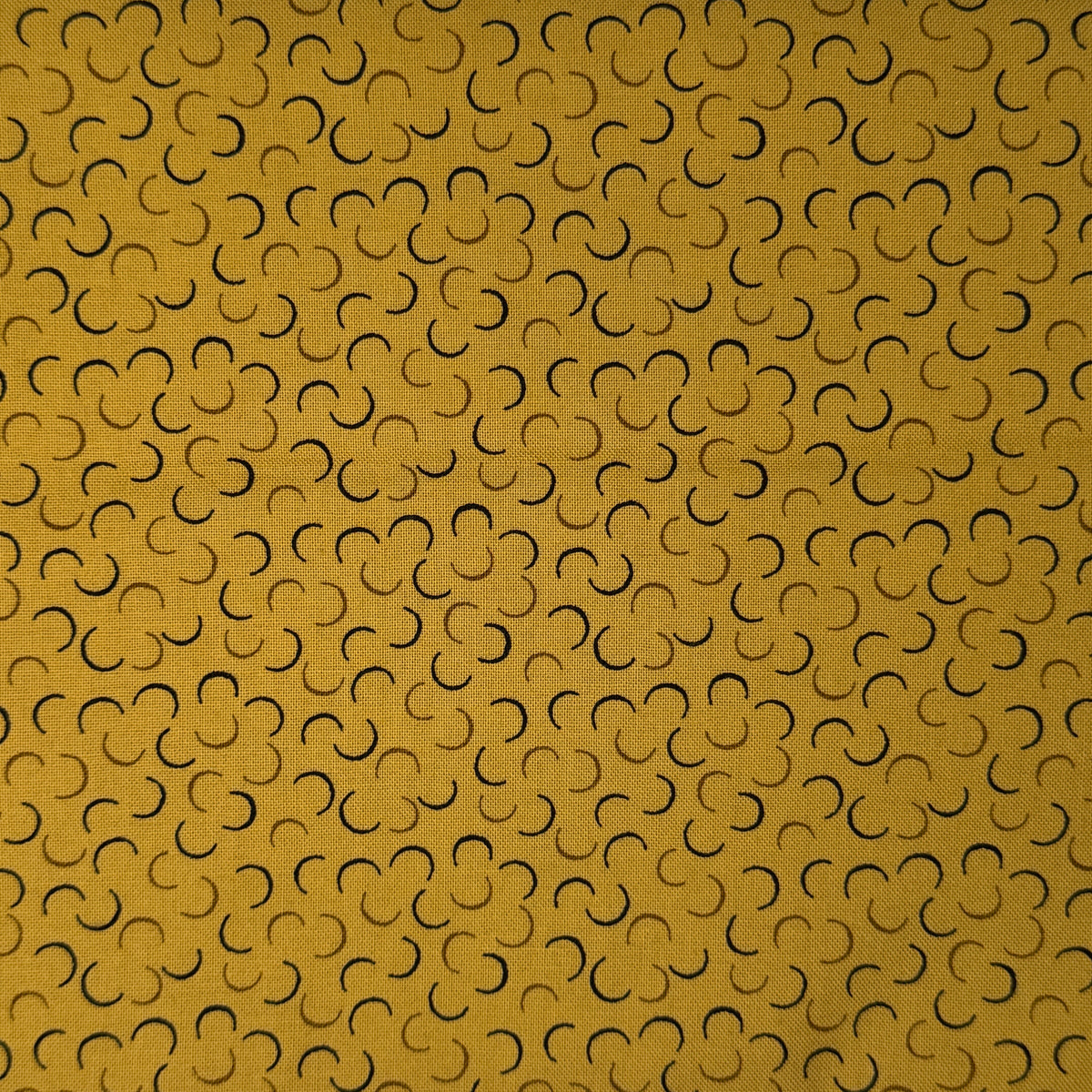 Semi Circles Cotton: 1 yd