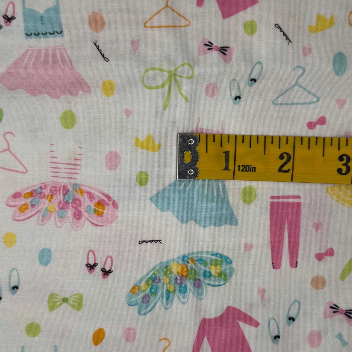 Dress up Cotton: 1.5 yds