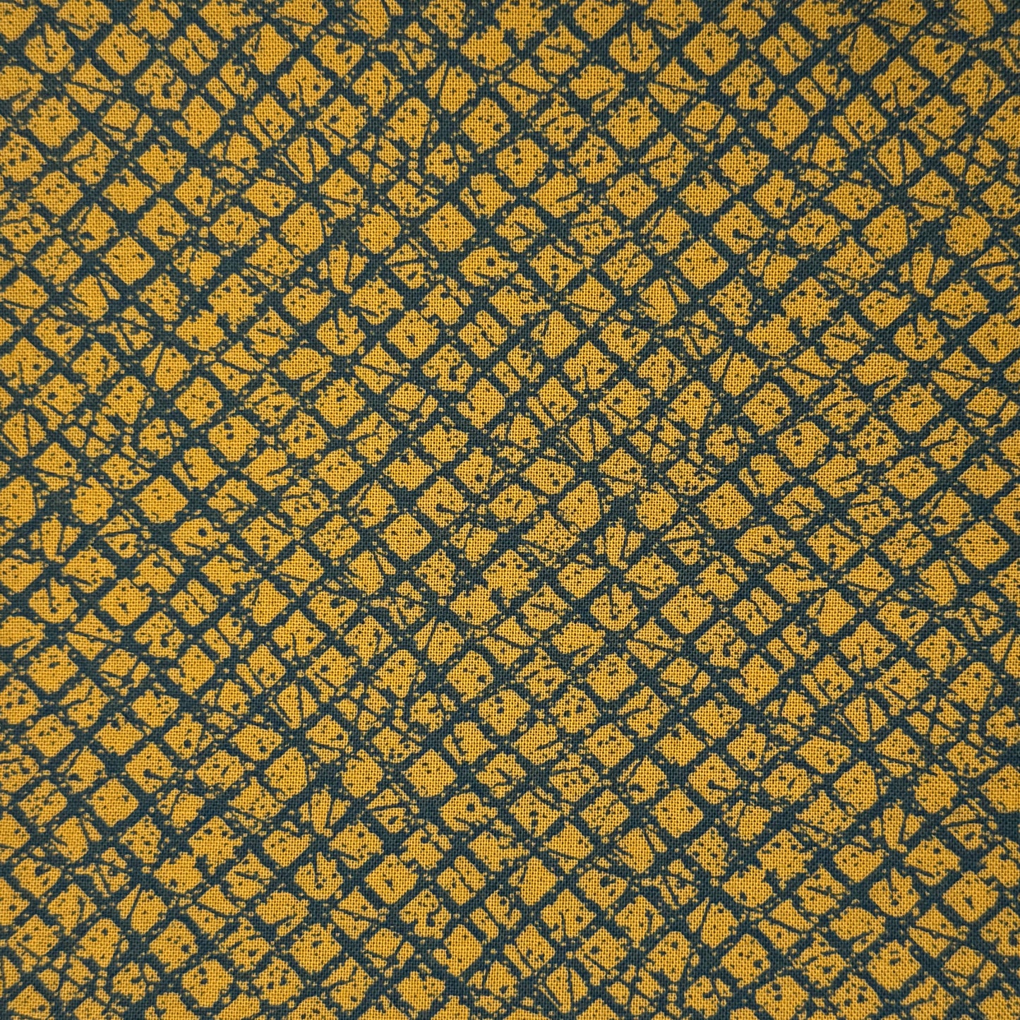 Green & Gold Diamonds Cotton: 2 yds