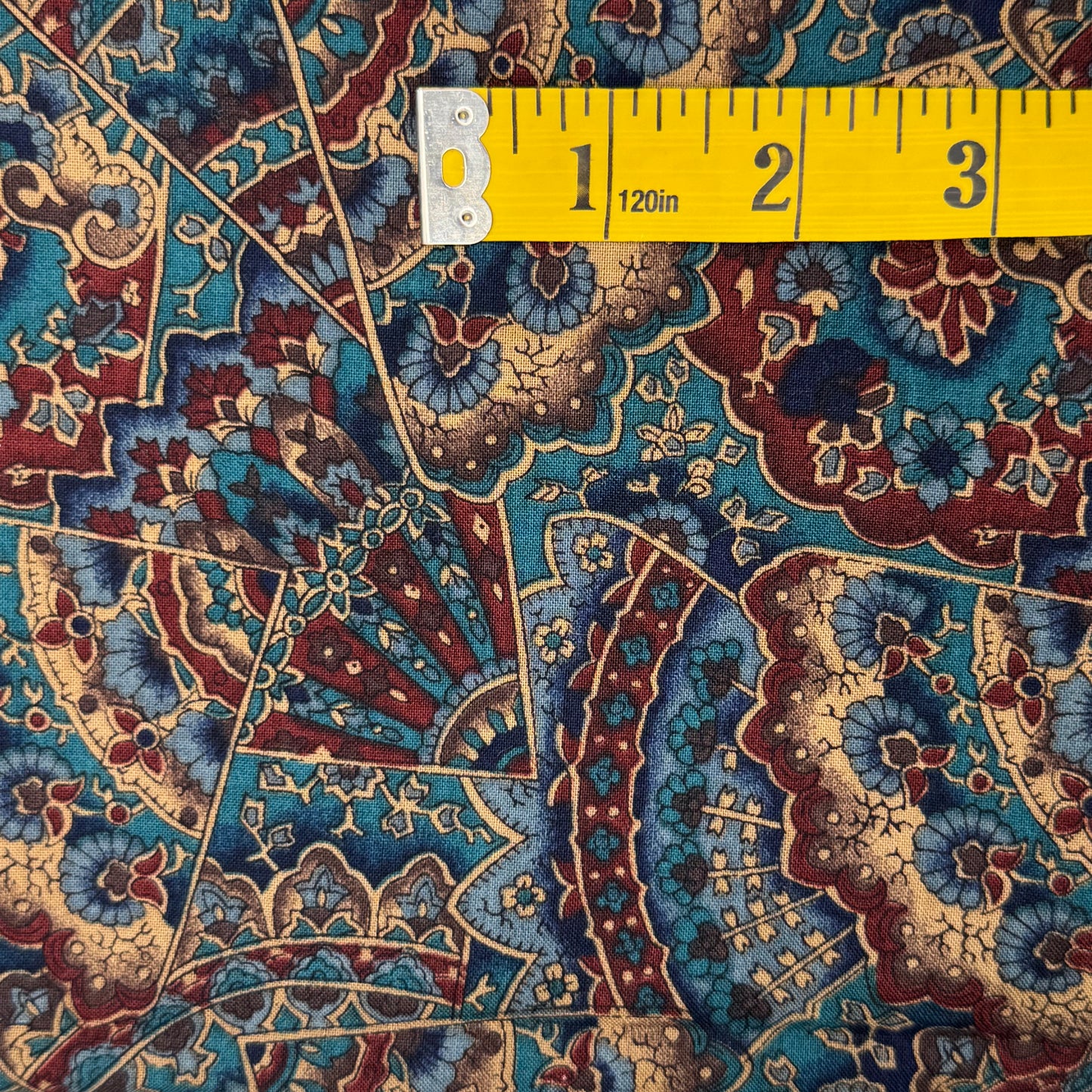 Fancy Fans Cotton: 1.5 yds