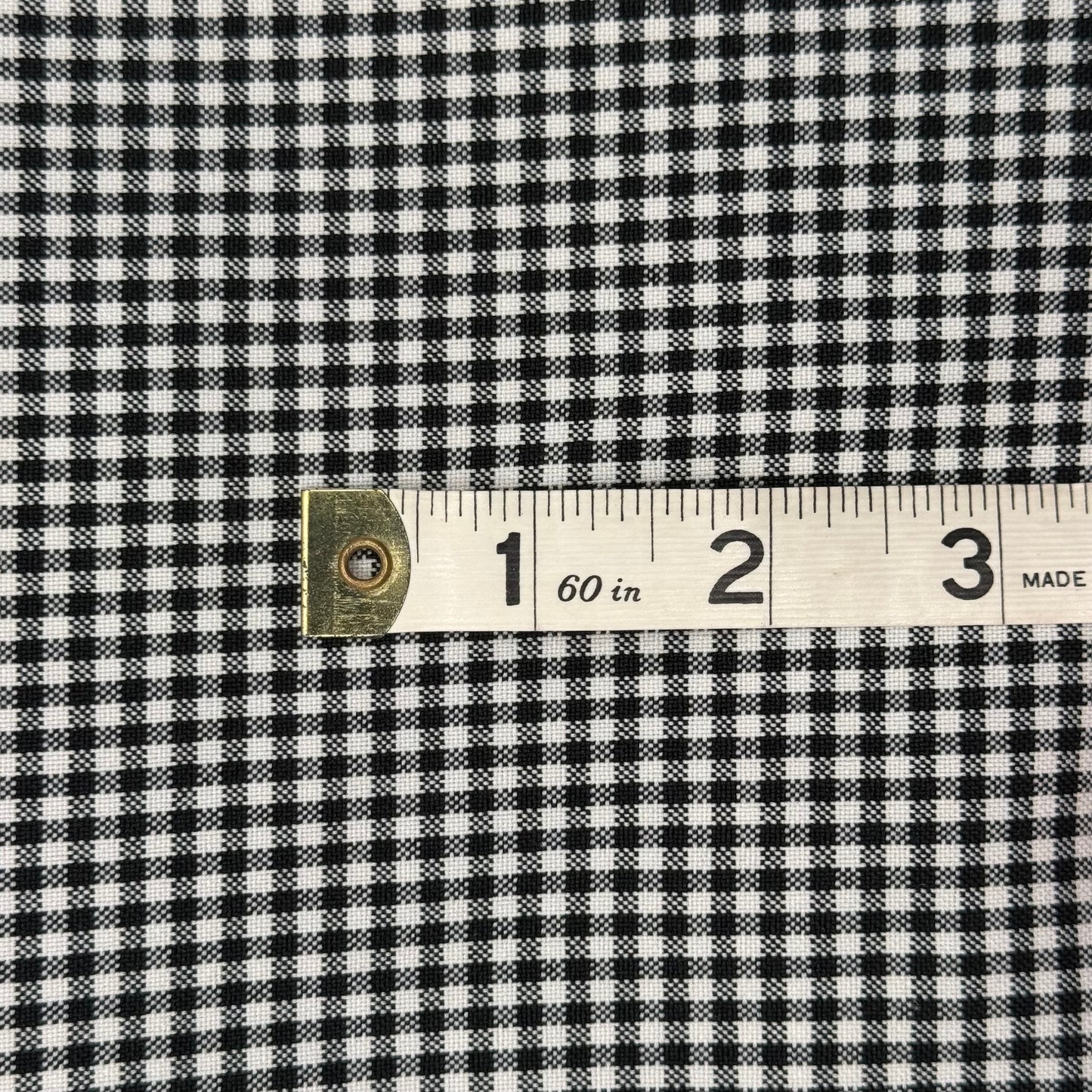 Black/White Woven Gingham Poly: 2.5 yds